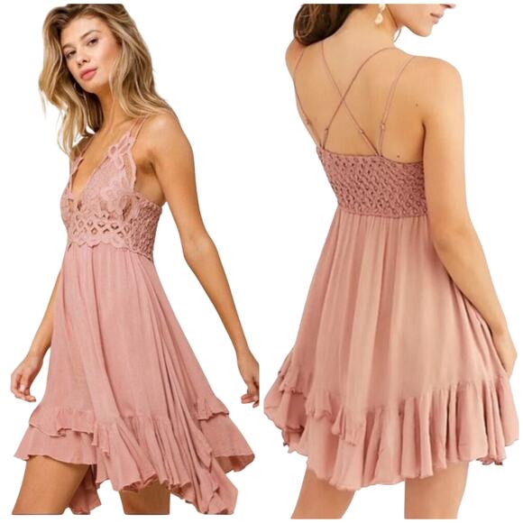 Free People NWT Adella Lace Ruffle Tiered Mini Slip Dress in Rose Pink Size XS - Picture 1 of 12